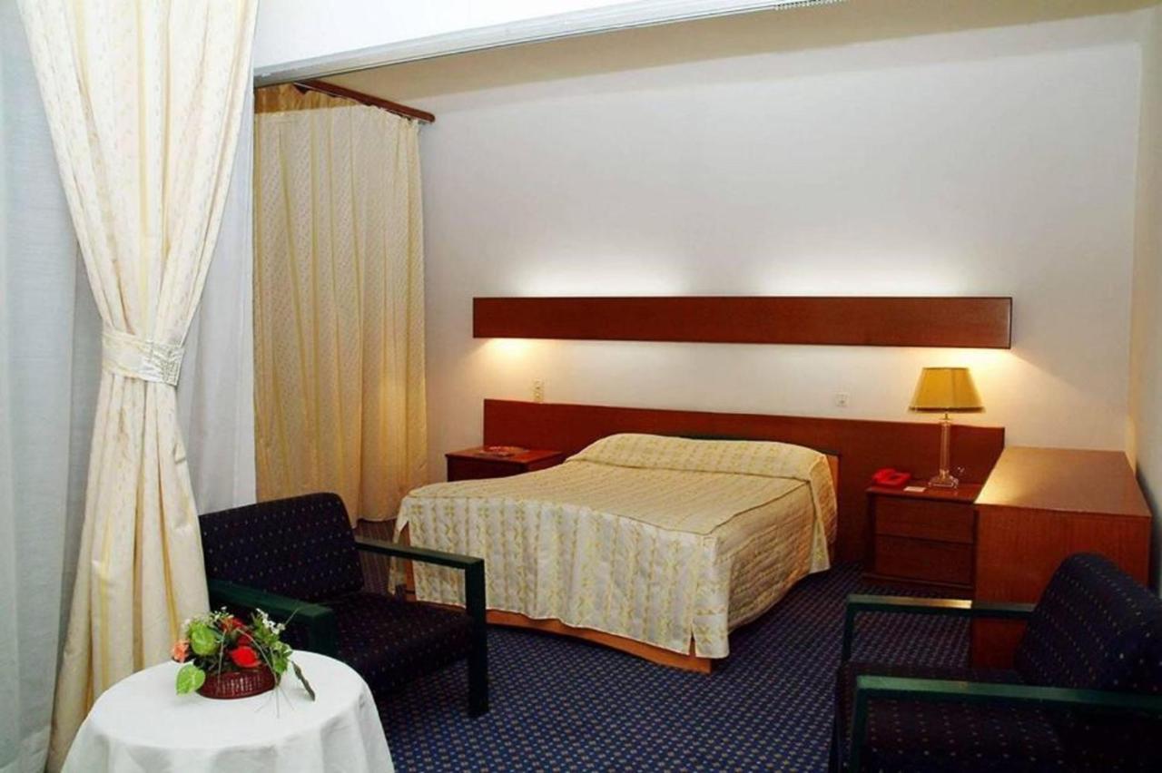 Hotel Chelia Batna Bagian luar foto