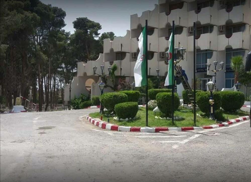 Hotel Chelia Batna Bagian luar foto