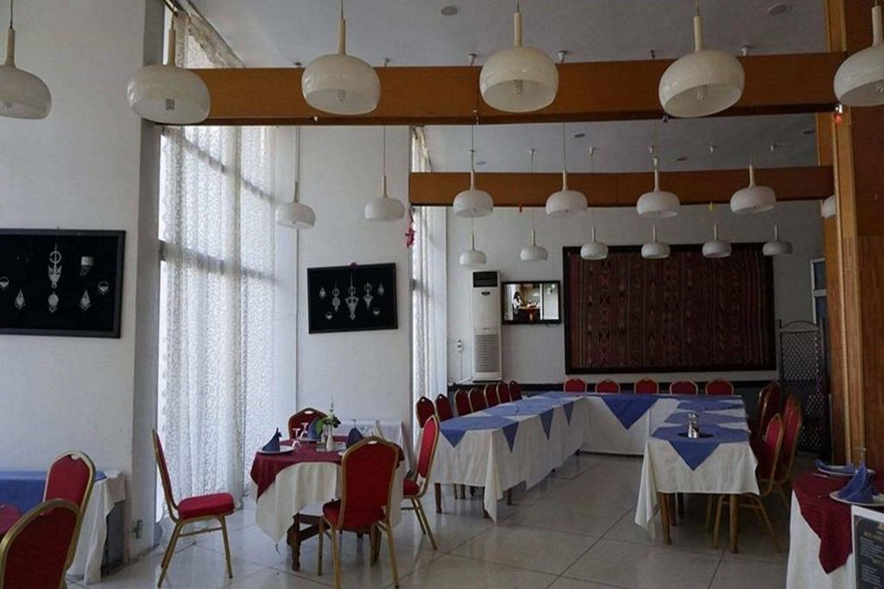 Hotel Chelia Batna Bagian luar foto